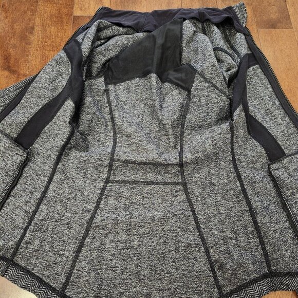 Lululemon women's gray define jacket in size 4 - Picture 3 of 10